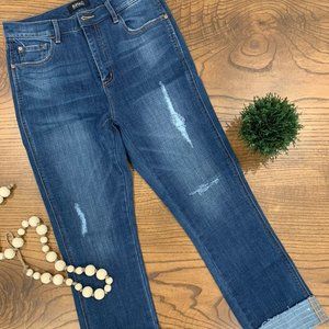 *NWOT* Buffalo David Bitton Capri Jeans